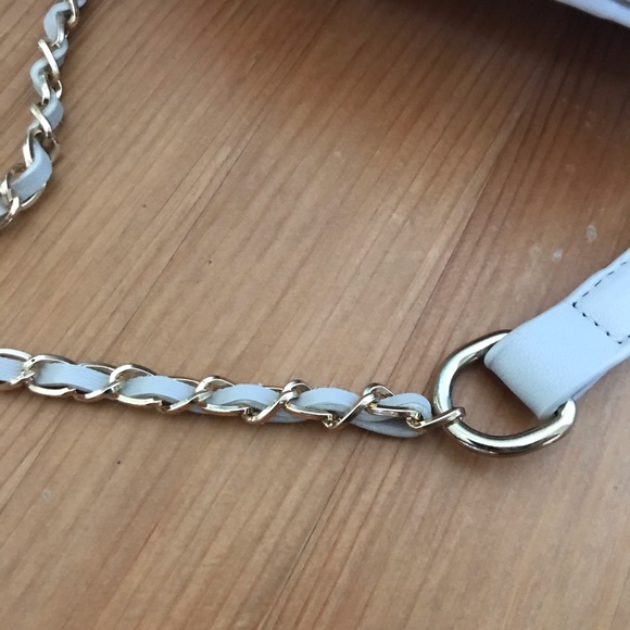 Bebe crossbody - Picture 3 of 5